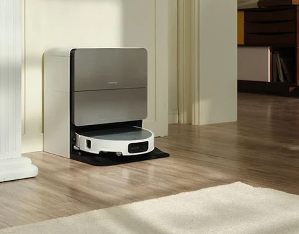 Robot hút bụi lau nhà Roborock Saros 10 - Đen/Trắng